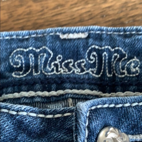 Miss Me cutoff jean shorts - Picture 3 of 6